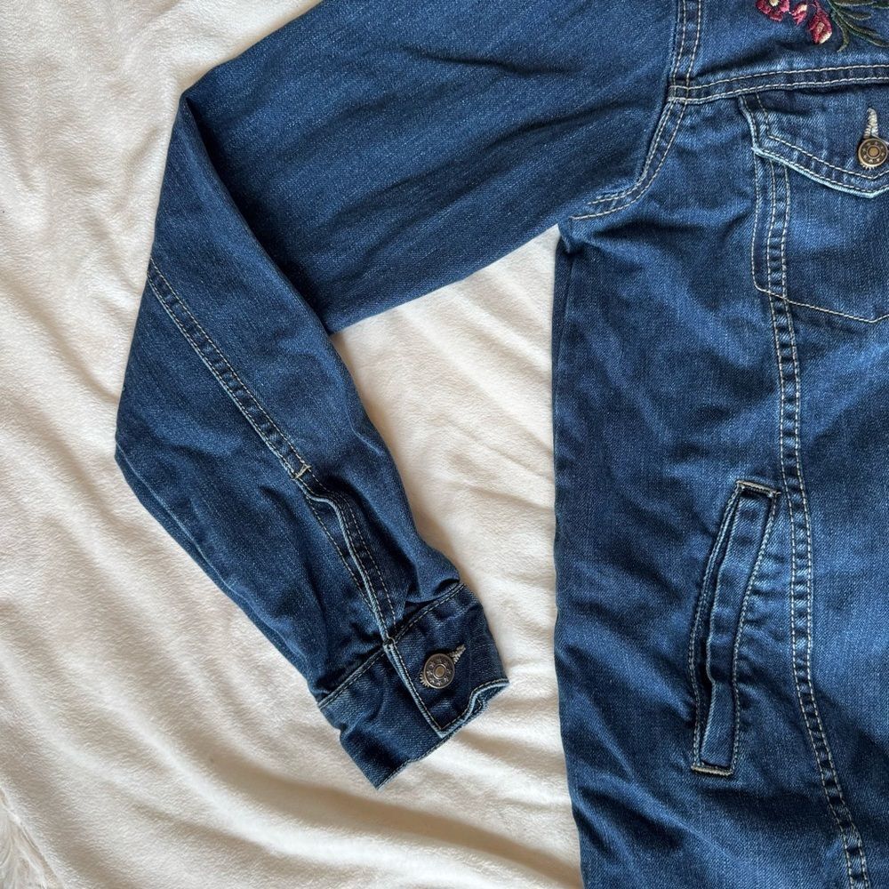 Denim Jean Jacket with Embroidered Roses - Picture 5 of 16